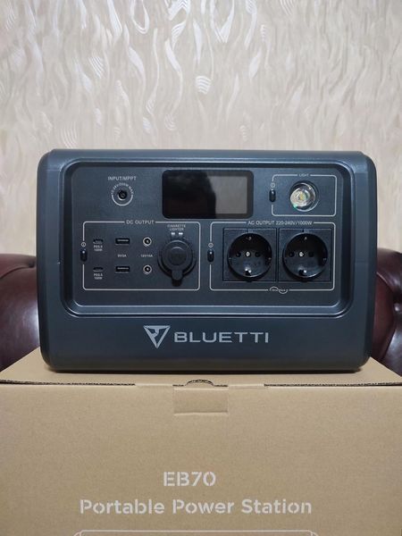 Зарядна станція PowerOak Bluetti EB70 (716Wh 1000W) EB70 фото