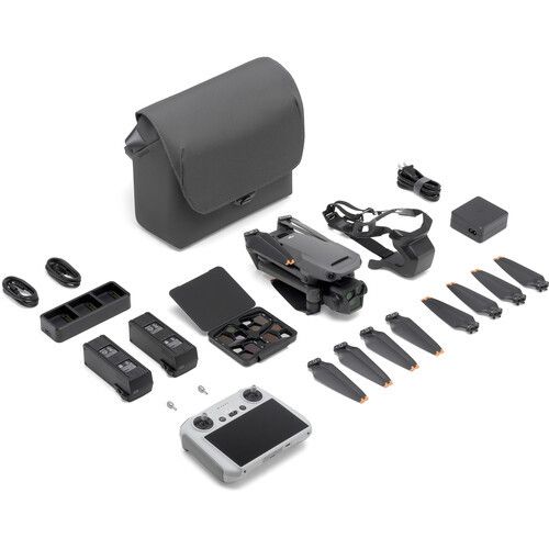 Квадрокоптер DJI Mavic 3 Pro Fly More Combo with DJI RC (CP.MA.00000660.01) CP.MA.00000660.01 фото