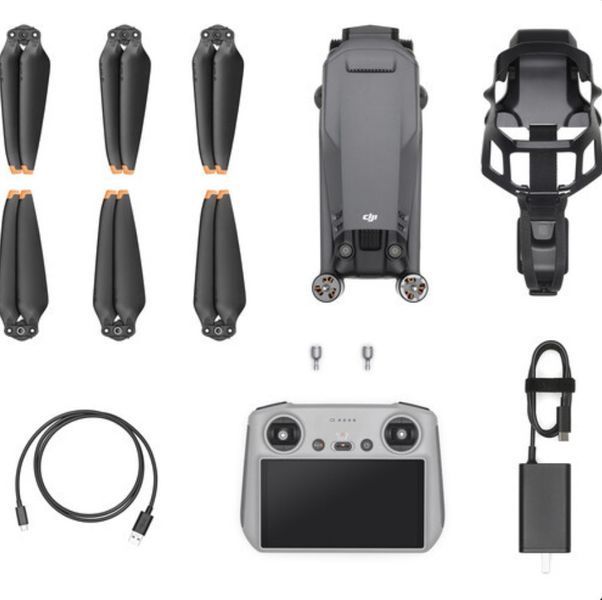 Квадрокоптер DJI Mavic 3 Pro with DJI RC (CP.MA.00000654.01, CP.MA.00000656.01) CP.MA.00000656.01 фото